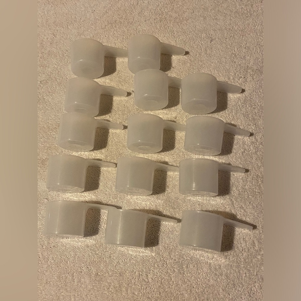 14 Gatorade Plastic Scoop Cups